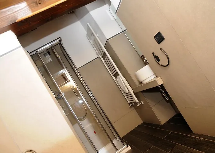 Hosquet לינה וארוחת בוקר