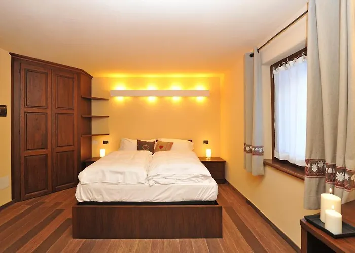 לינה וארוחת בוקר Hosquet 3*